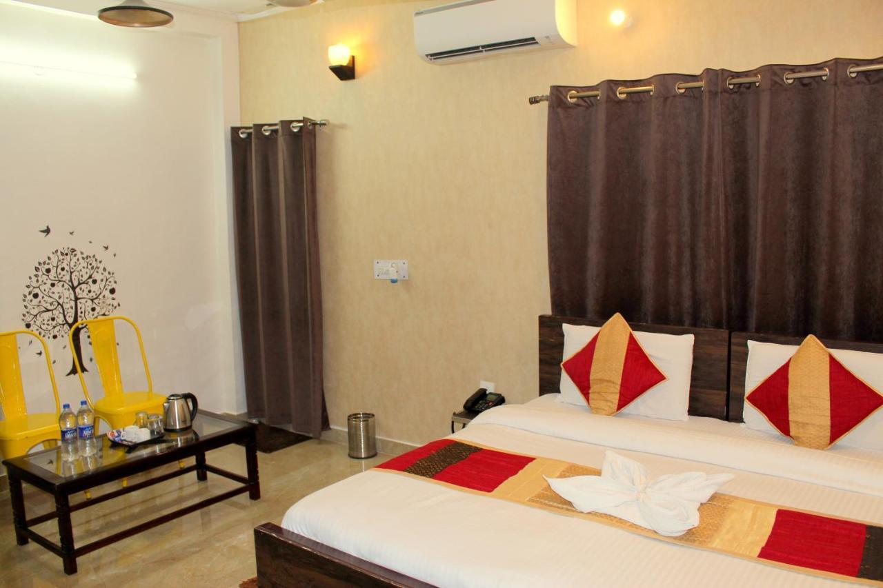 Hotel Krishna Residency Bareilly Exterior foto