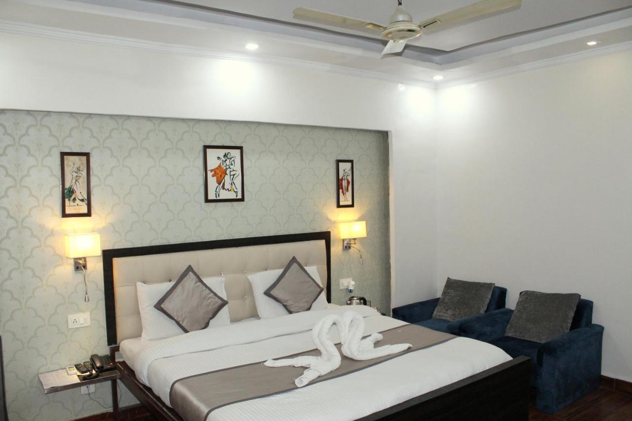 Hotel Krishna Residency Bareilly Exterior foto